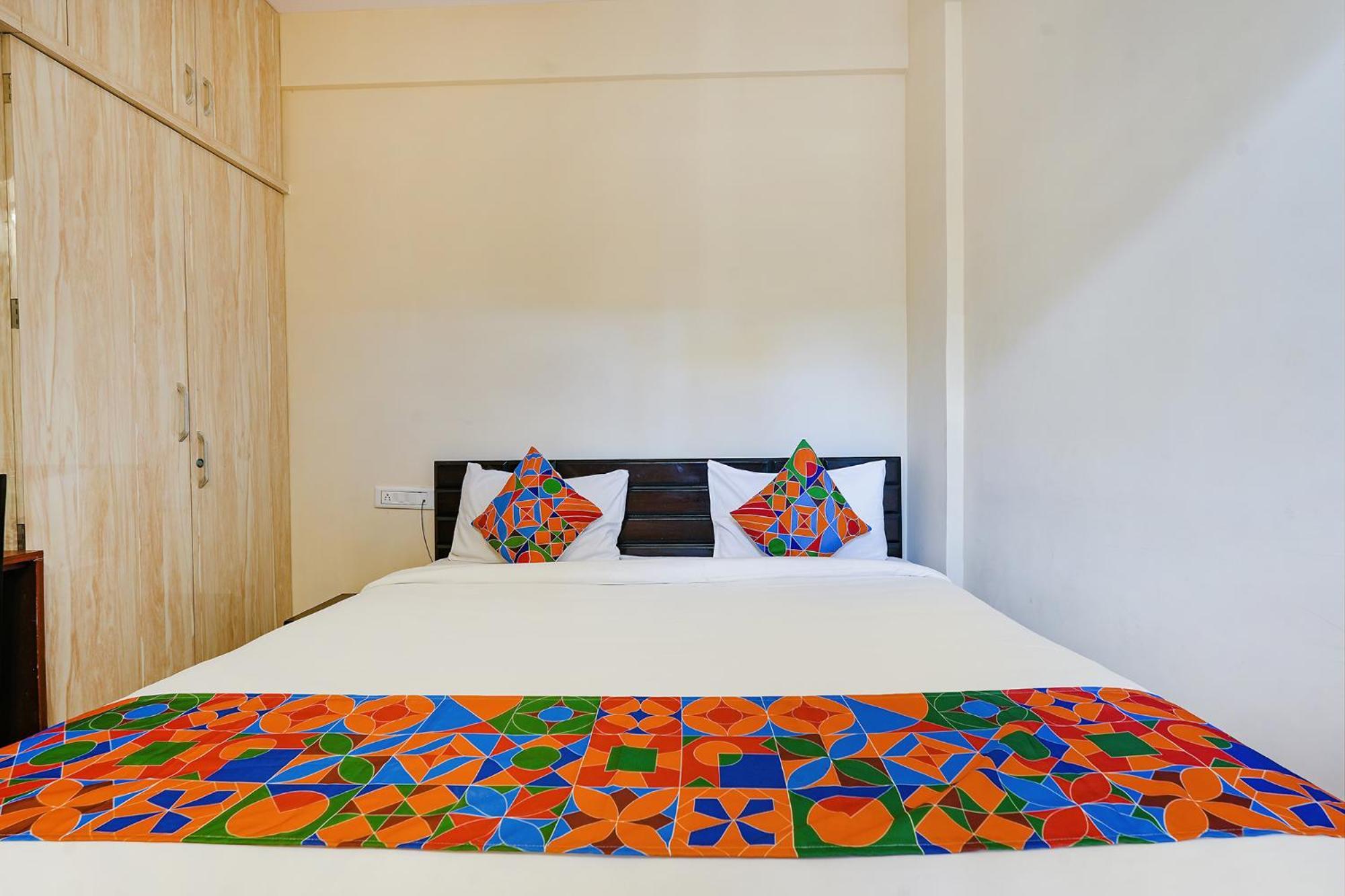 Fabhotel Crystal Suites Bangalore Luaran gambar