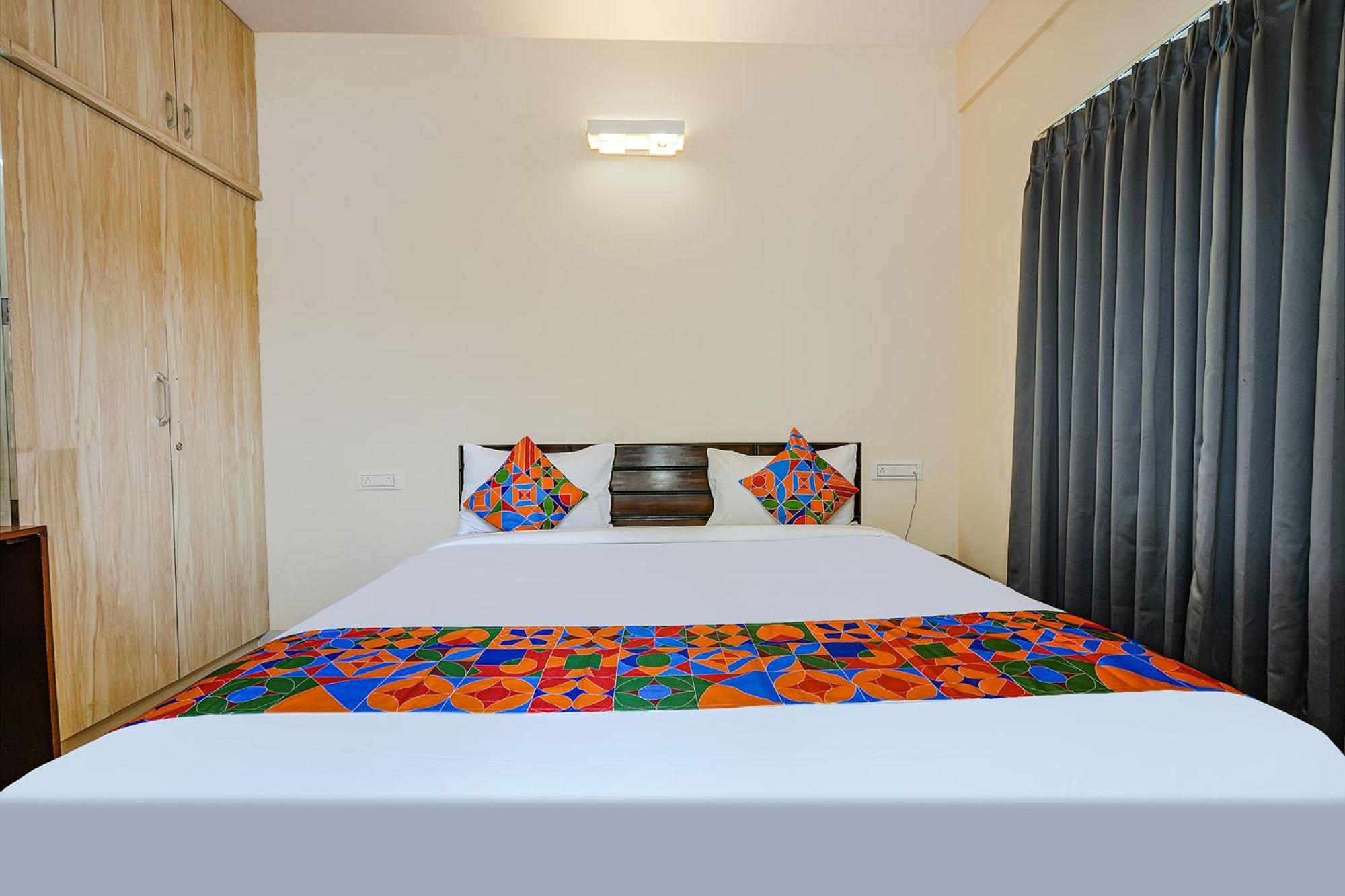 Fabhotel Crystal Suites Bangalore Luaran gambar