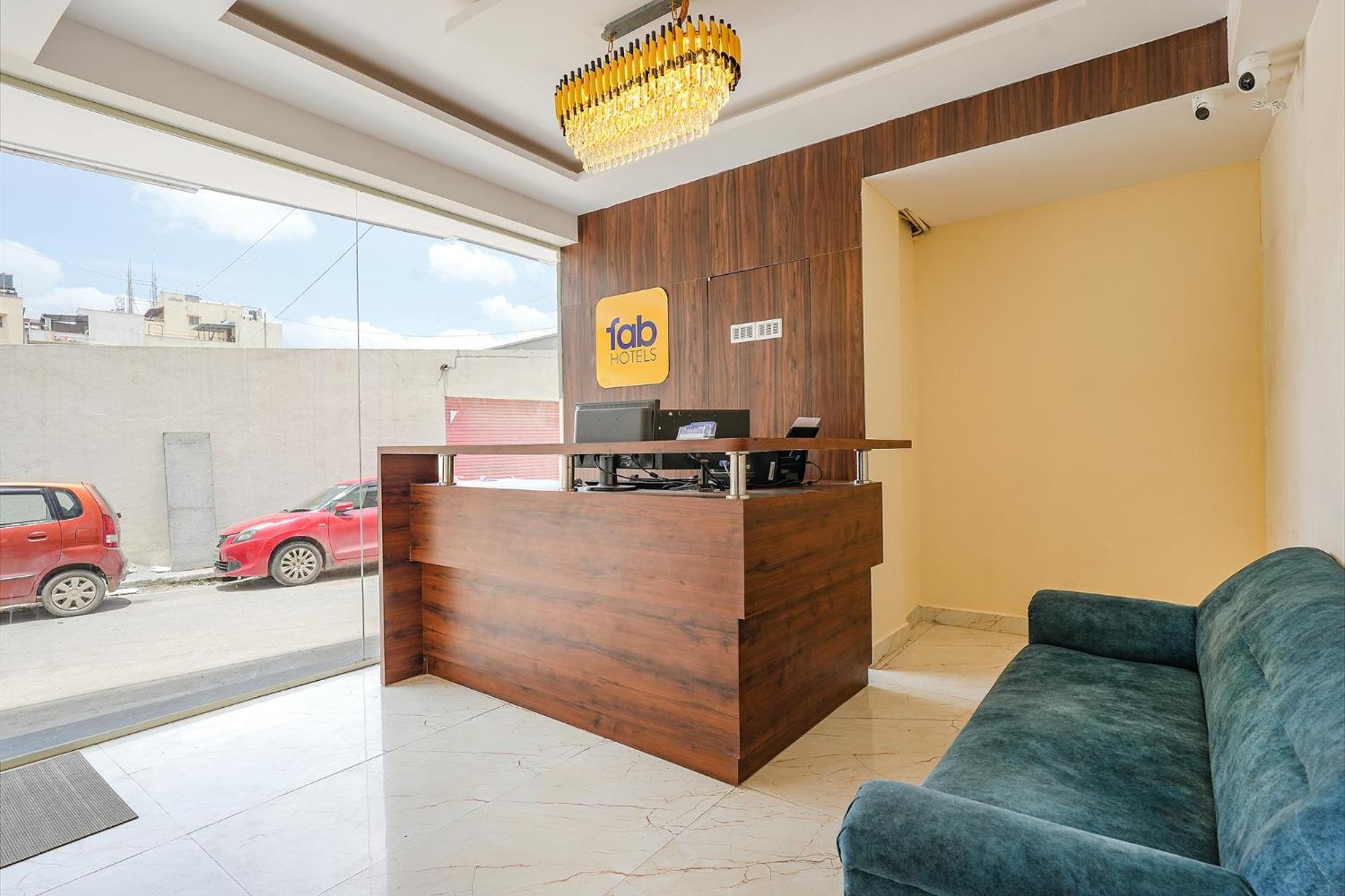 Fabhotel Crystal Suites Bangalore Luaran gambar